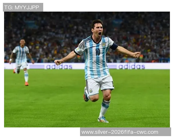 梅西专属足球的传奇之路与背后的故事揭秘